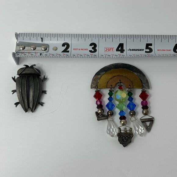 Lot 4 Vintage Brooches Pins Costume Jewelry Rainbow Beetle Butterfly Faux Pearl - Picture 7 of 7